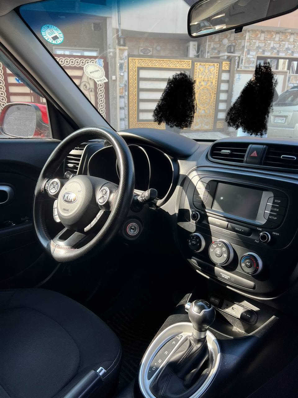 🚘 للبيع | Kia Soul 2019 أمريكي 🇺🇸

✨ سيارة نظيفة جداً وجاهزة للاستخدام، بحالة ممتازة.

🔹 الموديل: 2019 أمريكي
🔹 المحرك: 1.6 GDI
🔹 المسافة المقطوعه : 75 ألف ميل فقط
🔹 رقم: أربيل

✅ الحادث في أمريكا: ضرر خفيف بغطاء الصندوق فقط.
✅ في العراق: بوند خفيف وصبغ قطعة واحدة فقط.
✅ يعني قطعتين فقط (قطعة باردة وقطعة صبغ).
✅ الأيربكات سليمة 100%.
✅ الداخل والخارج بحالة الجديد.
✅ بدون تقحيل أو استخدام قاسٍ.

المواصفات:
📷 كاميرا خلفية
🛣️ كروز كنترول
🎛️ تحكم من المقود (ستيرن)
⚙️ ناقل حركة أوتوماتيك مع وضع التعشيق اليدوي
🔒 قفل مركزي
🛡️ مانع انزلاق

💰 السعر: 12,500 دولار
125 ورقه وقابل للتفاوض 

📍 الموقع: الموصل

📞 للتواصل: *********** موصل, نينوى
