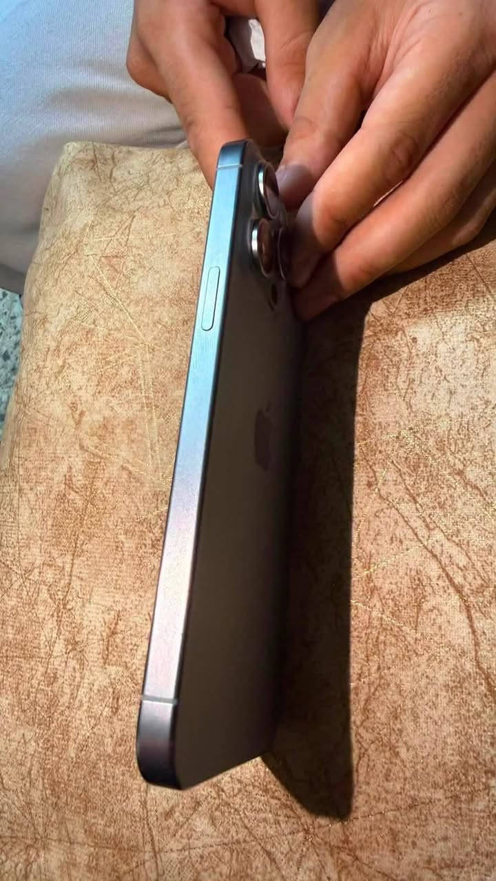 ‘مبدل شاشه 
السلام عليكم 

ايفون 15 PRO MAX

ذاكره 256 بطاريه 84 عدد الدوران 892

شرق اوسط ماستر 

جهاز مبدل شاشه متوصطه 3 خيارات فيس ايدي شغال 

مكاني ناصريه مركز

*********** السعر 700 وبي مجال قليل للطيبين
