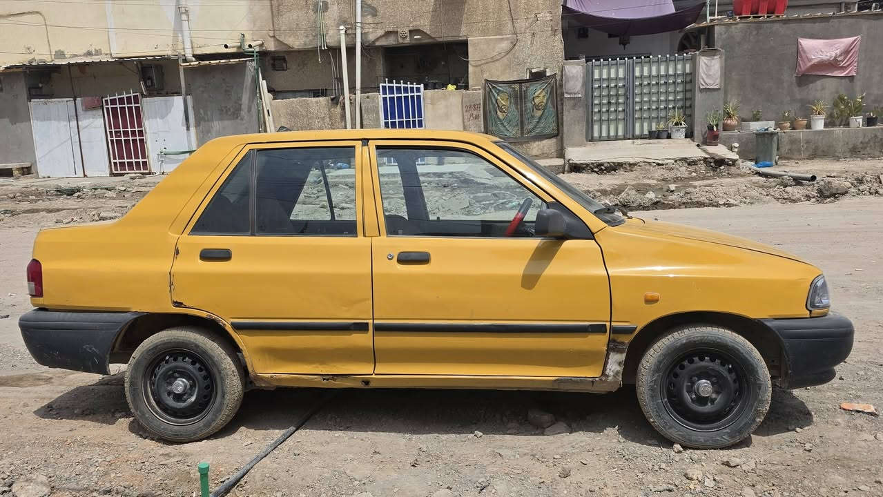 السلام عليكم
سايبا موديل ٢٠١٥ 
مكاني بابل ورقمها بابل سنويه بأسمي وبعدها ما صاقطه
سعرها ٢٩ وهذه رقمي ***********
