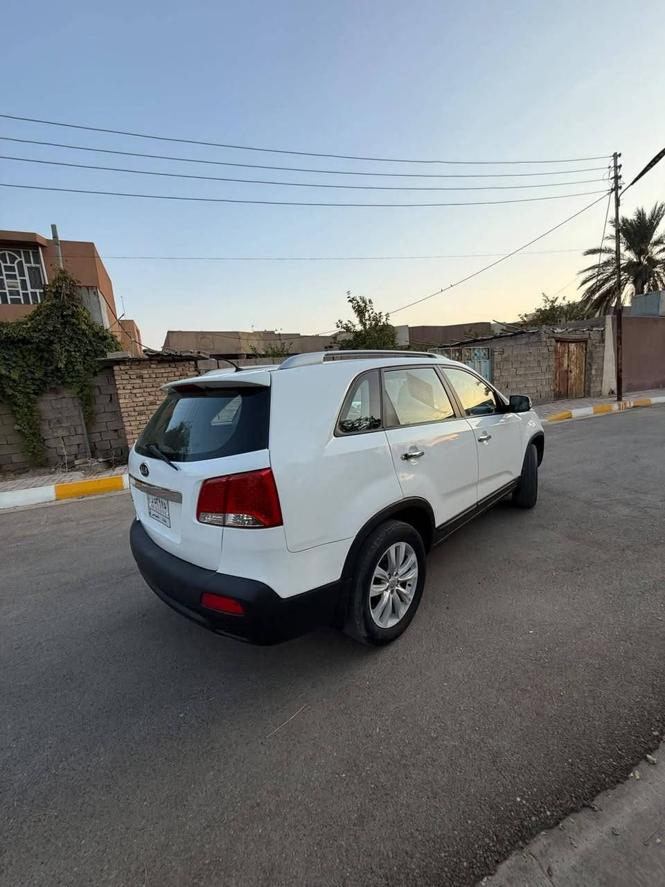 🔴 سورنتو ٢٠١٣ خليجي محرك ٤سلندر
سياره غرفتهه نضيفه
محرك وكير مكفولات
مواصفاتهه. 
مري شفط
تحكم ستيرن
مثبت سرعه
شاشه جديده
تبريدهه ثلج ❄️
ضربتهه من كدام عكس السايق بيهه بنيد ودعاميه
ولجنطه بيهه ضربه على كد شبرين
ولجاملغ الخلفي ولباب وبيهه تكحيل بل تكمه الي يم جهة الصدر
السعر 138وبيهه مجال
 ***********
