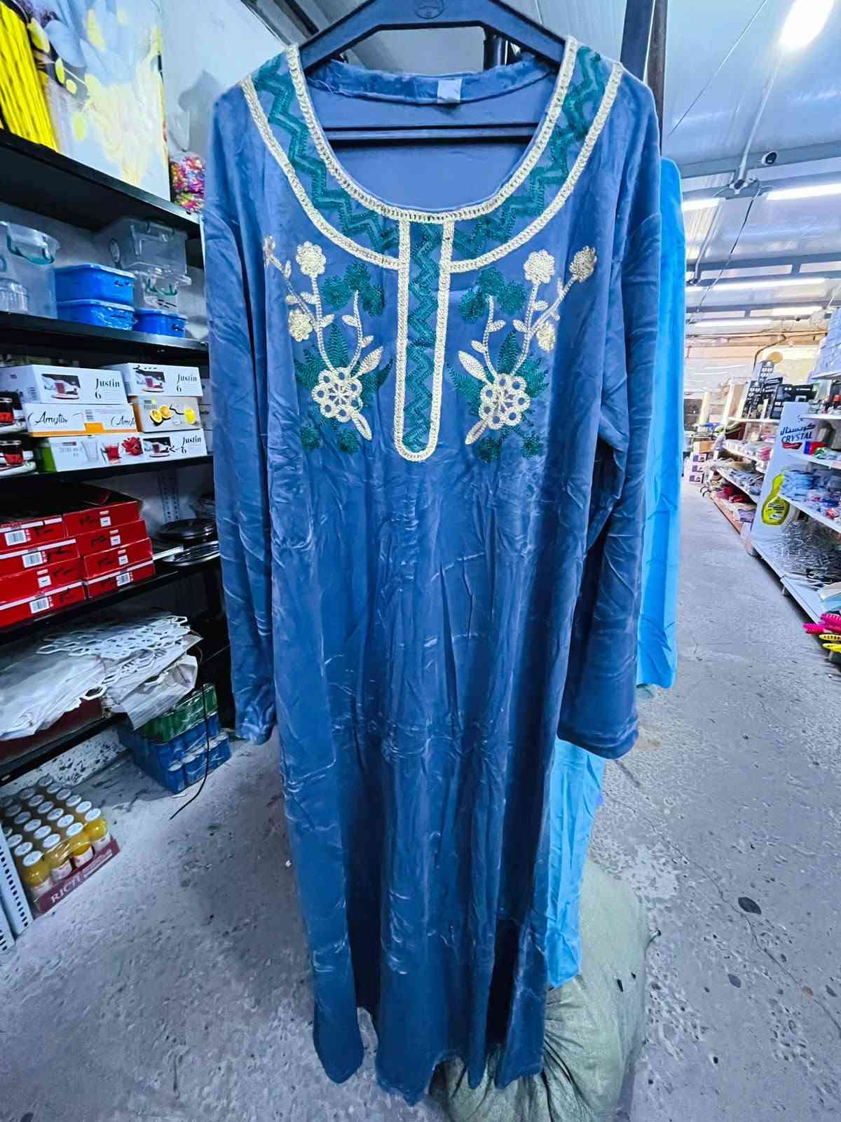 بسم الله وعلى بركة الله 
تم فتح بضاعه جديده 😍 
دشداشه قديفه نسائي 
سعر القطعه ب١٠
كل اربع قطع ب٣٠ 
العنوان فلوجه حي الضباط شارع المستشفى مجاور دكتوره محاسن اسم المحل مجمع الأخوين للتبضع المنزلي متواجدين لساعه ١٢ليلا
