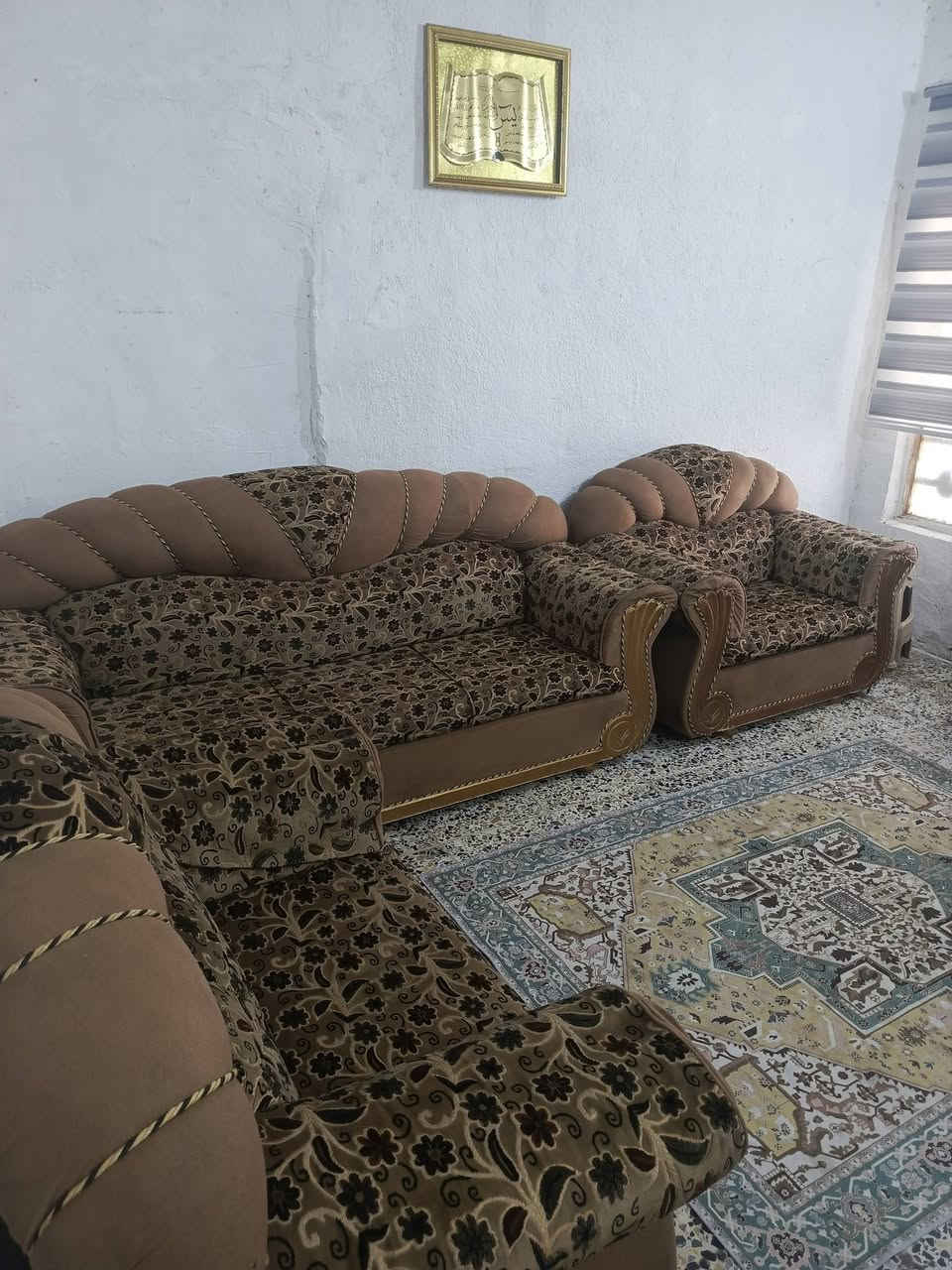تخم للبيع كربلاء طويريج شارع ٤٠ تزكام ١٠ مقاعد اي كسر أو ضرر مابي نفس الي بصوره  ٢٢٥ ***********
