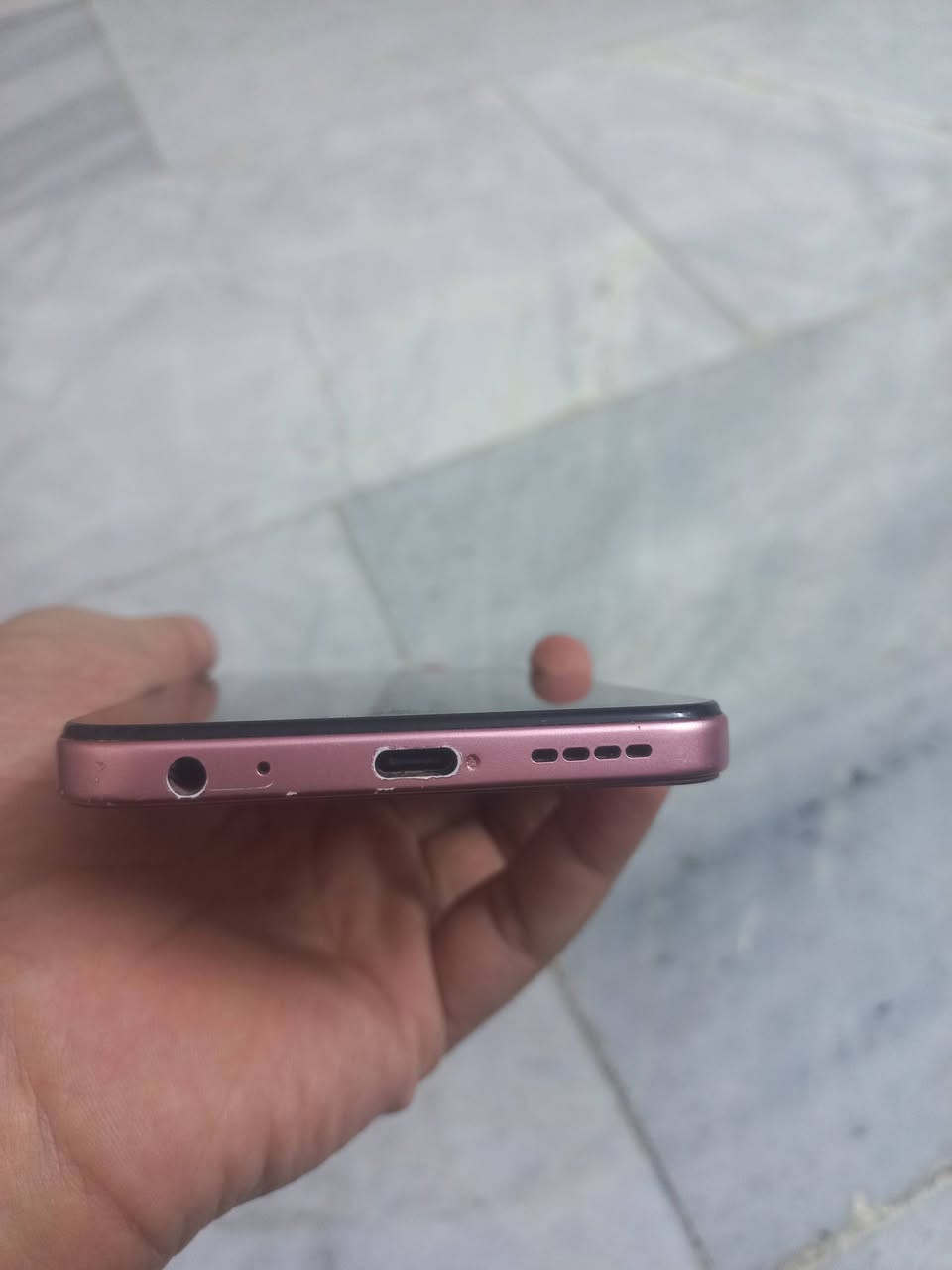 للبيع جهاز انفنكس هوت 60i
ذاكرة 256GB
رام 8GB + 8GB 
 بطارية 5160mAh
 الجهاز بدون ملحقات 
مكاني بغداد 
سعره ١٥٠ رقم وتساب ***********
