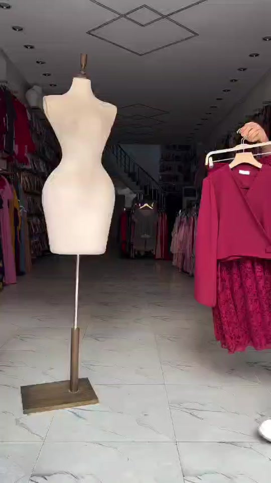 ملابس