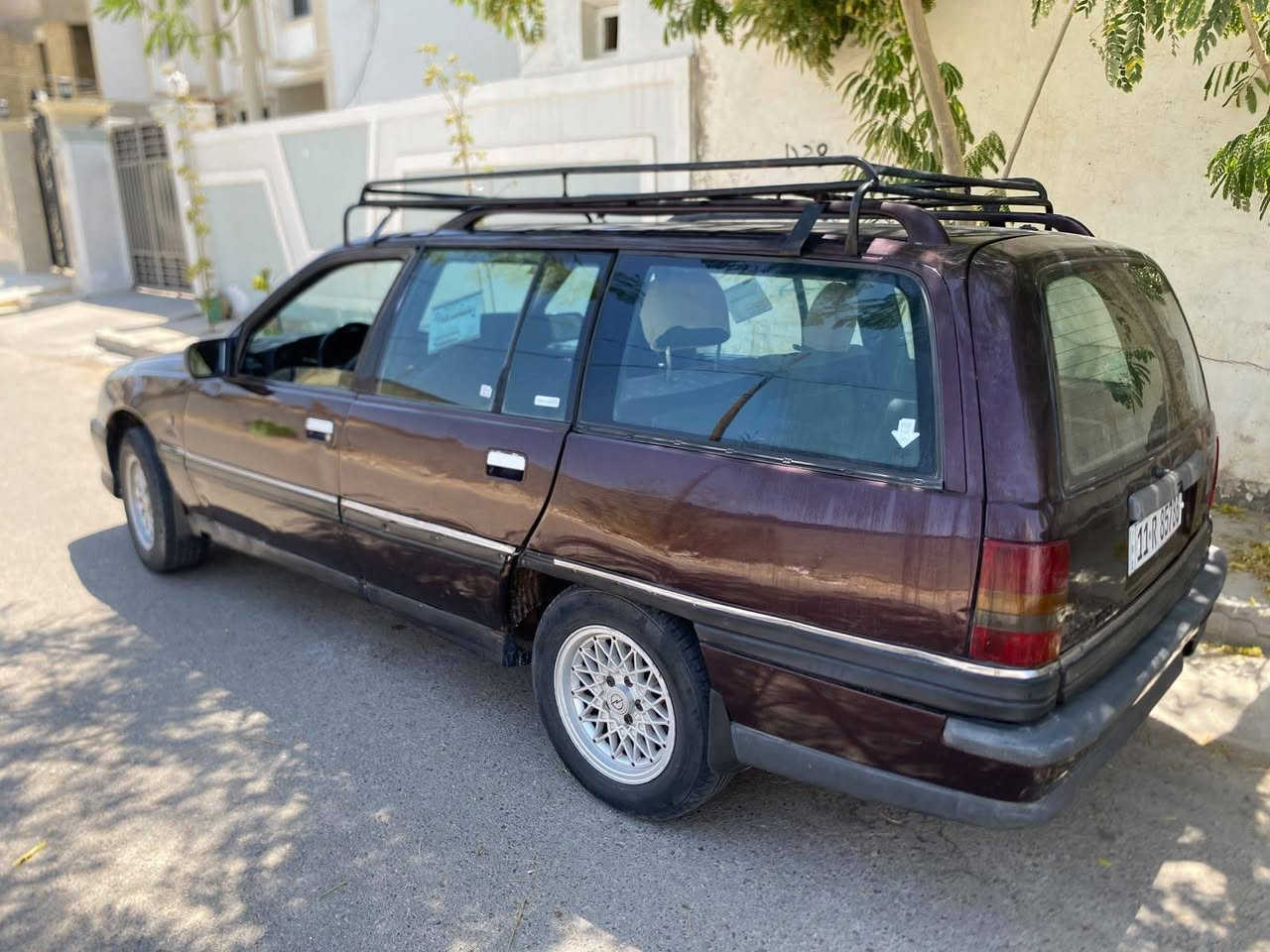 مكلف بل نشر    
 للبيع &&.   اوبل اوميكا استيشن  موديل 1991
محرك 2000 كير عادي 
السياره مكفوله بس اتشغل وتطلع 
السعر 28ورقه    وبيها مجال 
***********
اتصال +واتساب
