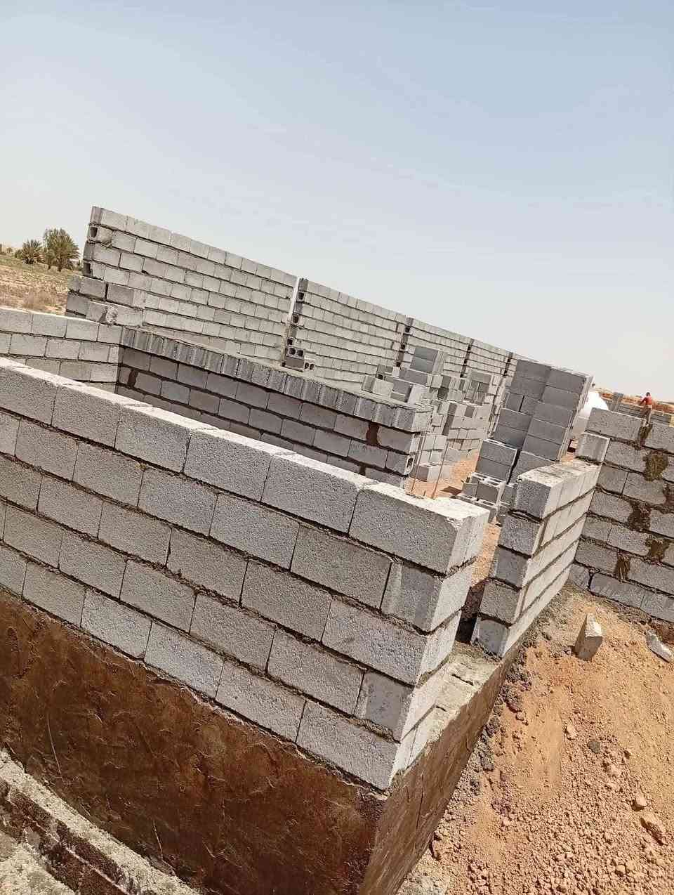 خلفه بناء بلوك شغل درجه اولى استلام مهندس اشتغل جميع المحافضات أسعار مناسبه ***********واتساب
