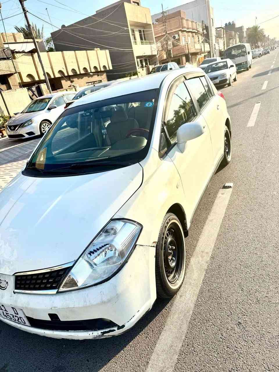 🚗 نيسان تيدا موديل 2008 للبيع 🚗
السلام عليكم.. سيارة نيسان تيدا موديل 2008 وارد خليجي، جاهزة ومصروف عليها، التفاصيل كالتالي:

⚙️ وضع السيارة والمواصفات:

 المحرك: سعة 1600، مبدل جديد بتاريخ 5/7/2026 (يعني المحرك بعده جديد ونظيف جداً).

 التبريد: منظومة تبريد كاملة جديدة (ثلج ❄️).

 التواير: تخم تاير جديد بالكامل.

 الحادث: جاملغ أيمن.

 الكشر: بيه بعض الشخوط و شوية مكشر وموضحة كلها بالصور بكل أمانة.

💵 السعر والمكان:

 السعر: 62 ورقة (وبيها مجال بسيط للطيبين).

 المكان: بغداد - البنوك.

📥 للتواصل: يرجى المراسلة على الخاص أو الاتصال على 
***********
