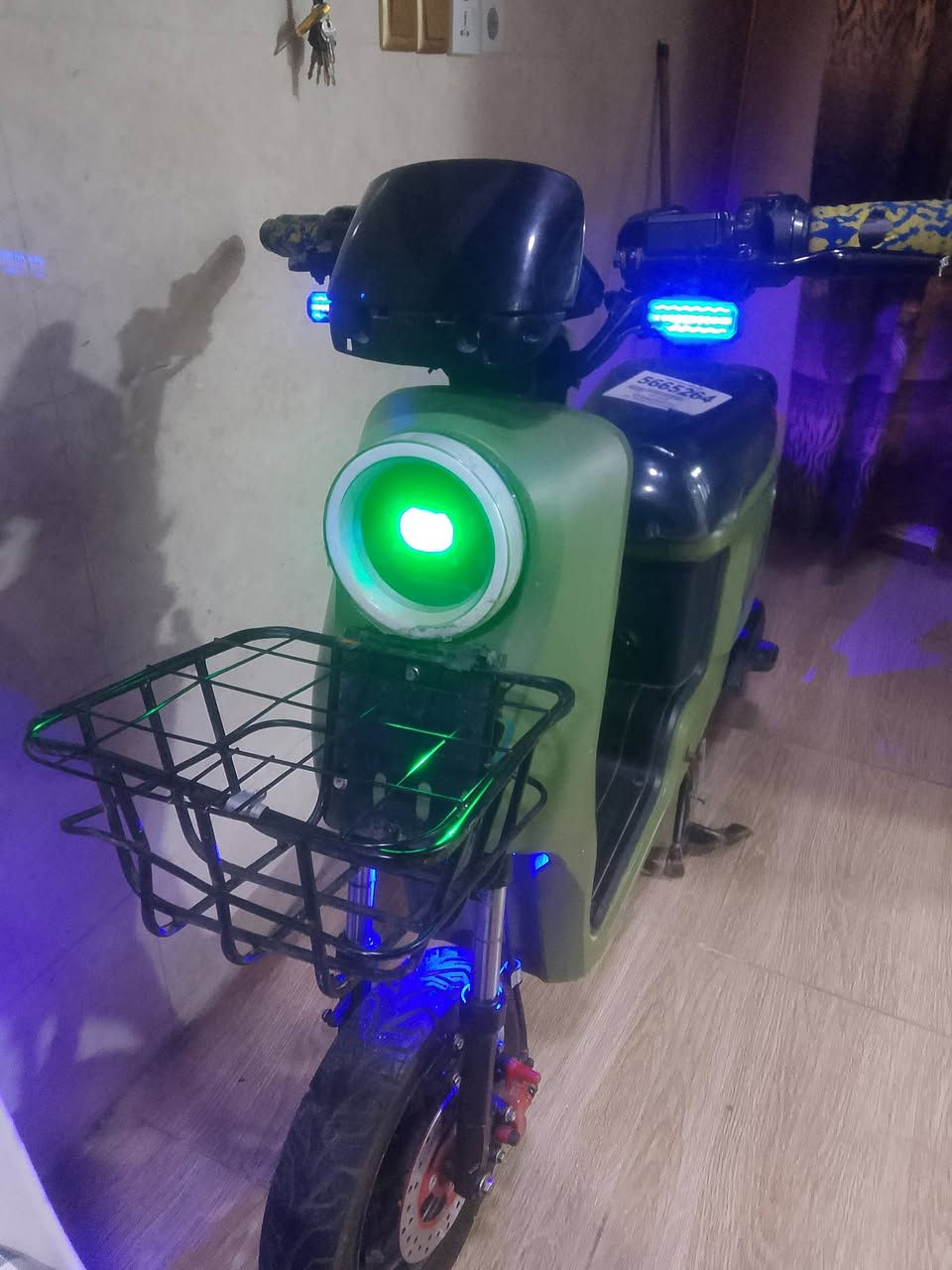 ماطور شحن ار 9 السعر 350 الوان نبي يونس ***********
