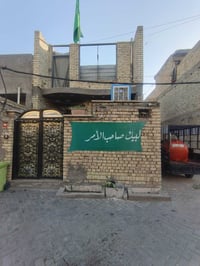 ١٠٠م • طابق أول جاهز • فرع مسدود