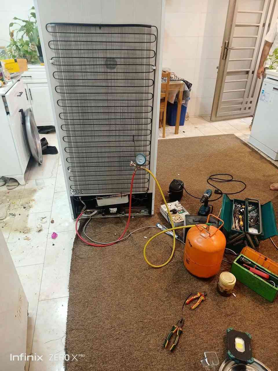 تمت الصيانة المنزلية بنجاح في النجف الأشرف. لطلبات الصيانة الموقعية، يرجى الاتصال على الرقم التالي:"
تم تصليح ثلاجة داخل المنزل 
اتصل على الرقم ***********
