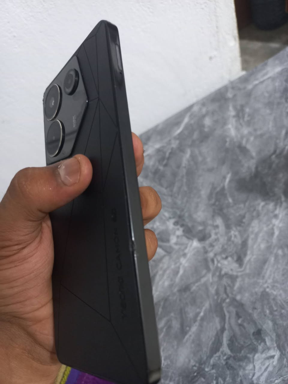 تكنو كمون 20 برو 5G  ذاكره ٢٥٦جهاز نضيف فقط طكات ثنين بشاصي ولاكن ما مئثر يدعم 90 فريم بل ببجي شرط الفحص جهاز ما مفتوح سعر ٢٢٥ عنواني بصره حيانيه رقمي ***********
