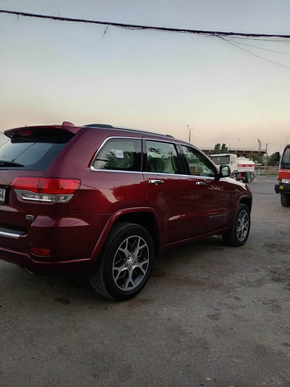 للبيع جيب اوفرلاند 2019 خليجي فوول موصفات جكات 3 شاشات رادرات  بيه هواي موصفات سيارة جديدة ماشيه 72 الف سيارة على ايدي تخم تاير قبل اسبوع شاده سيارة بيه قطعة وحده صبغ جاملغ امامي فقط والباقي مكفولة من كلشي  سعر 213 ورقه مكان سيارة بغداد الرصافة رقمي ***********
