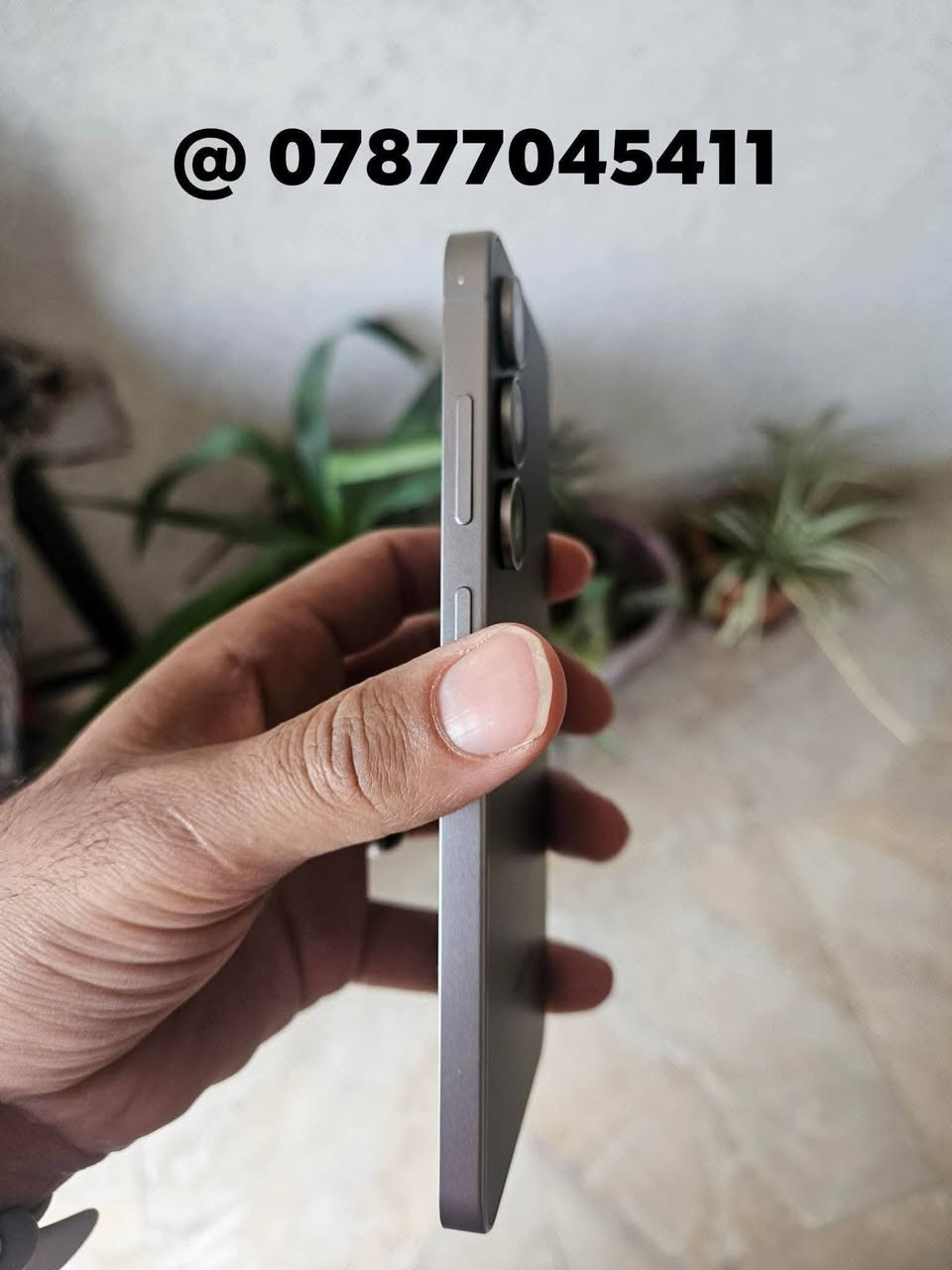 S 25  FE -  256 GB       سامسونج
شرق اوسط دبل شريحه 

مكفول من فتح وصيانه 

نظافة 💯 ب 💯  

مكاني بابل توصيل ماكو 

سعره 650 

اتصال فقط ما موجود على نت

***********
