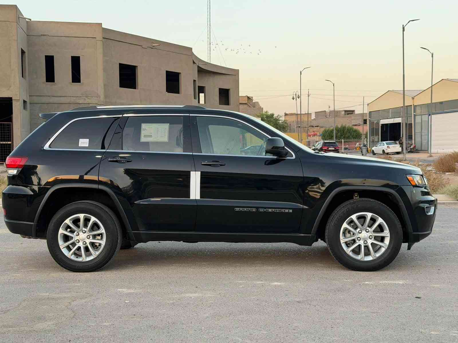 السلام عليكم جيب موديل 2021 معروضه 178 وبيه مجال بسيط رقم اربيل دولي سنويه هزه كله جديد  تحويل مباشر مكينه 6 سلندر 3600 غير مفتوحه  كير كذالك غير مفتوح  سياره ماشيه 54 حقيقي تبريد ثلج صدر امامي خلفي جديد تخم تاير جديد سياره جاهزه كل نقص مابيه مواصفات سياره فول 1/1 عدى فتحه بصمة تشغيل + تشغيل عن بعد كشنات جلد ابيض ملكي  + كشنات كهرباء تبريد قطعتين تحكمات سترين شاشه كبيره  مري قلاب صندوك كهرباء رادرات جانبيه حساسات خلفيه شفتات ستيرن نظام أطفى وتشغيل بلازدحام بعد بيه هواي مواصفات (((( حادث سياره بسيط جاملغ امامي جهة السايق + بنيد مبدلات بلاديات مثل لون بدون صبغ   صور حادث مرفوقه ويه المنشور )))) مكان سياره بغداد الاستفسار *********** خاص مغلق 🔐

