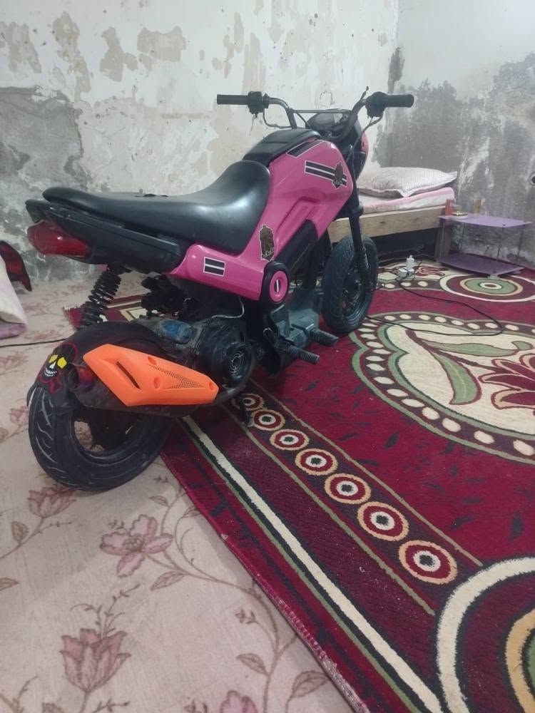 دراجه ياماها تيفيا محركها ماكس عدله ياباني دراجه شرط الشغل وسريعه وناعمه وكهربائياتها كلهن شغالات سعرها ٣٥٠ قفل بصره *********** البصرة, العراق
