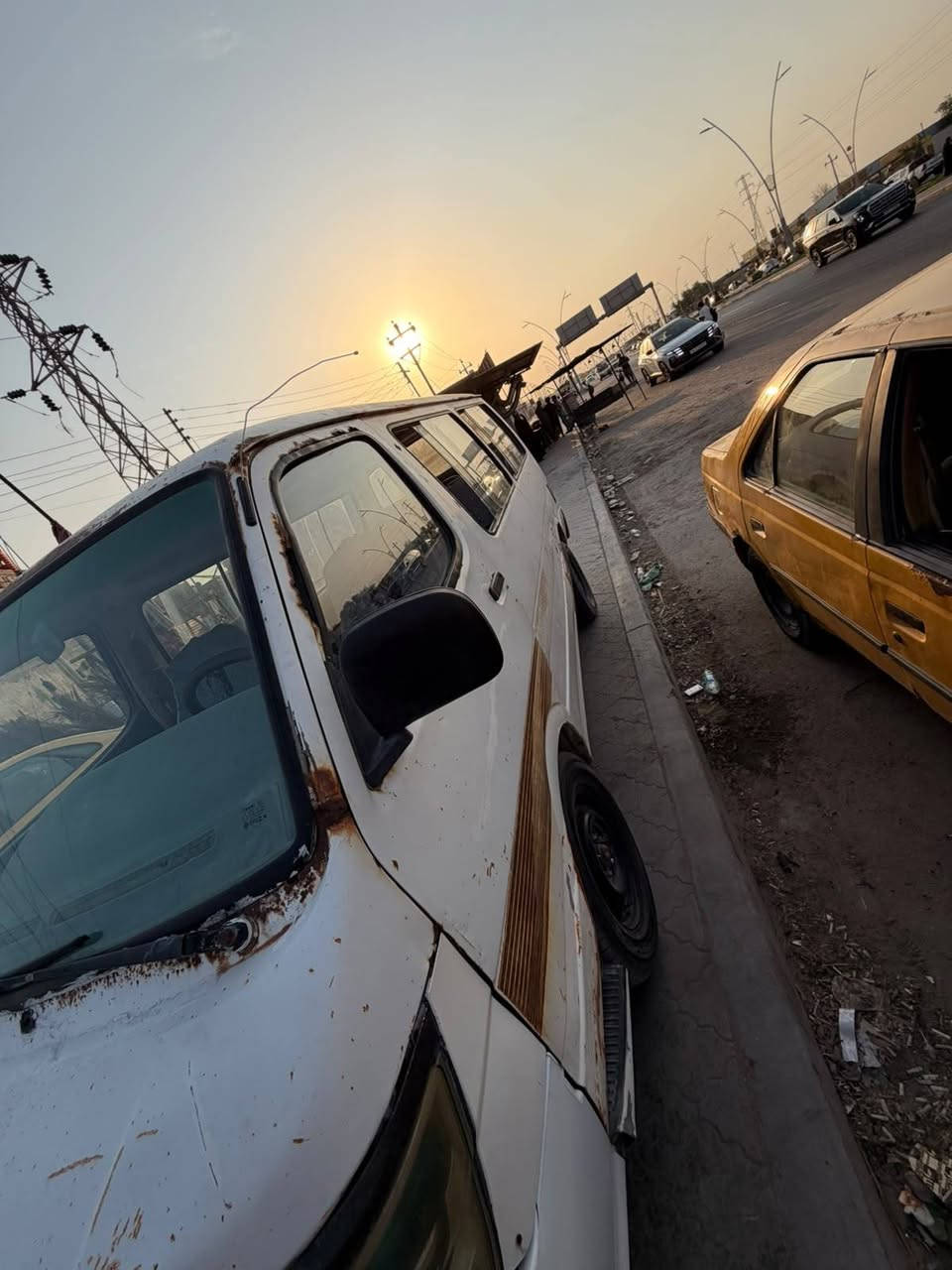 جنبي ناصي • ٢٠٠٩ • مكينة توه شادة