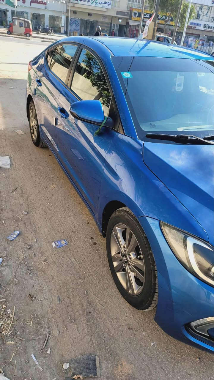 السلام عليكم
النترا ١٧ جاهزه كير مكينه حدادية تبريد 
شواصي لغد سليمات 
رقم بابل سونار منشور صور حادث امريكا منشور 
مكانها بابل مسيب 
السعر ١٠٨ وبيهه مجال 
***********
