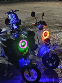R9 • زيتوني • بطاريات منتفخة