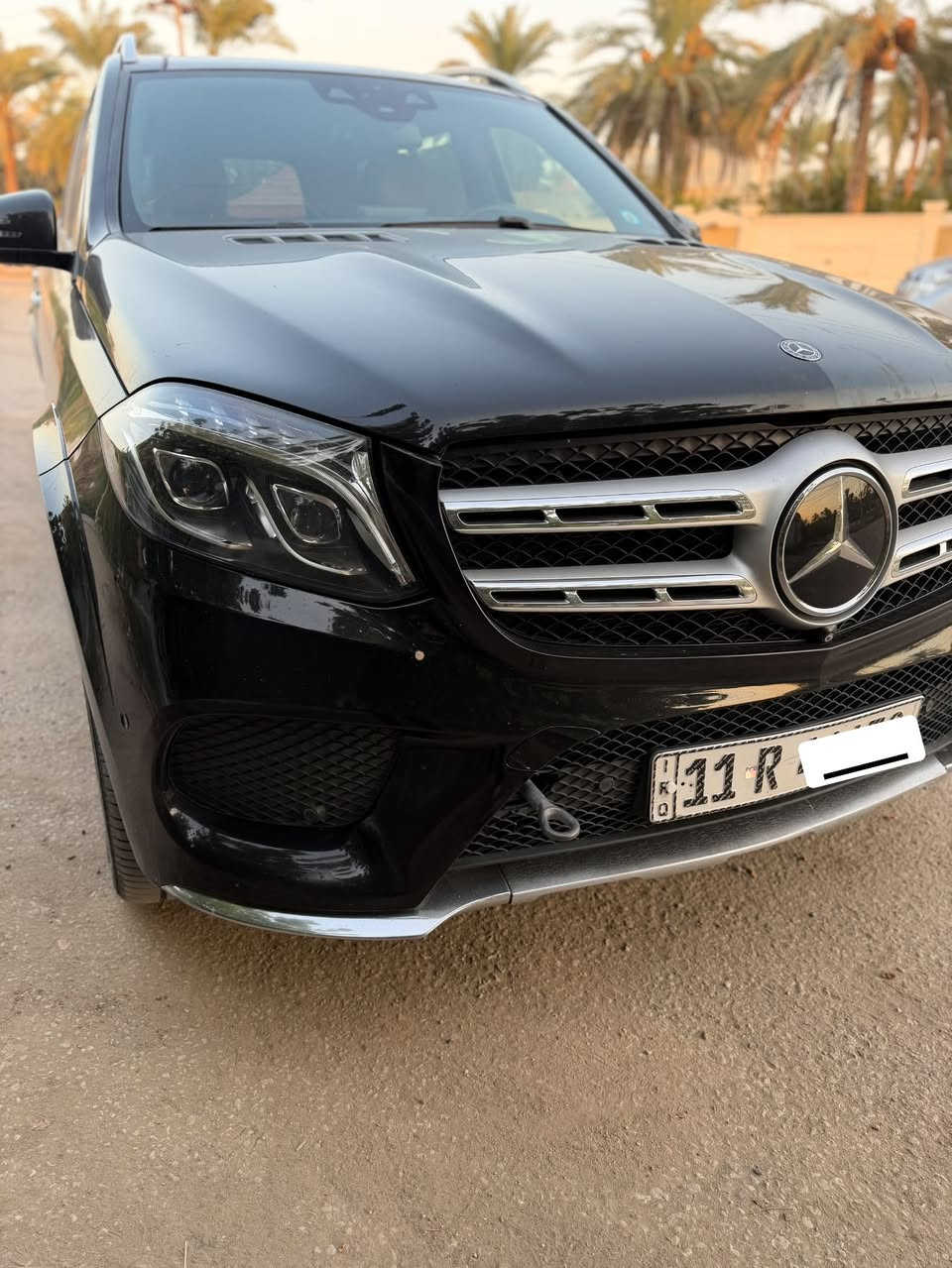مارسدس. ٢٠١٨ gls/500 مكفوله كفاله عامه
رقم بغداد باسمي مميز
ماشيه ١٣٥ 
سياره جديده فول مواصفات للأخير 
تخم تاير حداديه كير محرك كله مكفول 
بنوراما 
ابواب شفط
كشنات جلد كهرباء 
بردات خلفيه
كامره خلفيه 
خمس بصمات 

السعر ٤٣٠٠٠$ وبيه مجال موجوده بالحله 
***********

