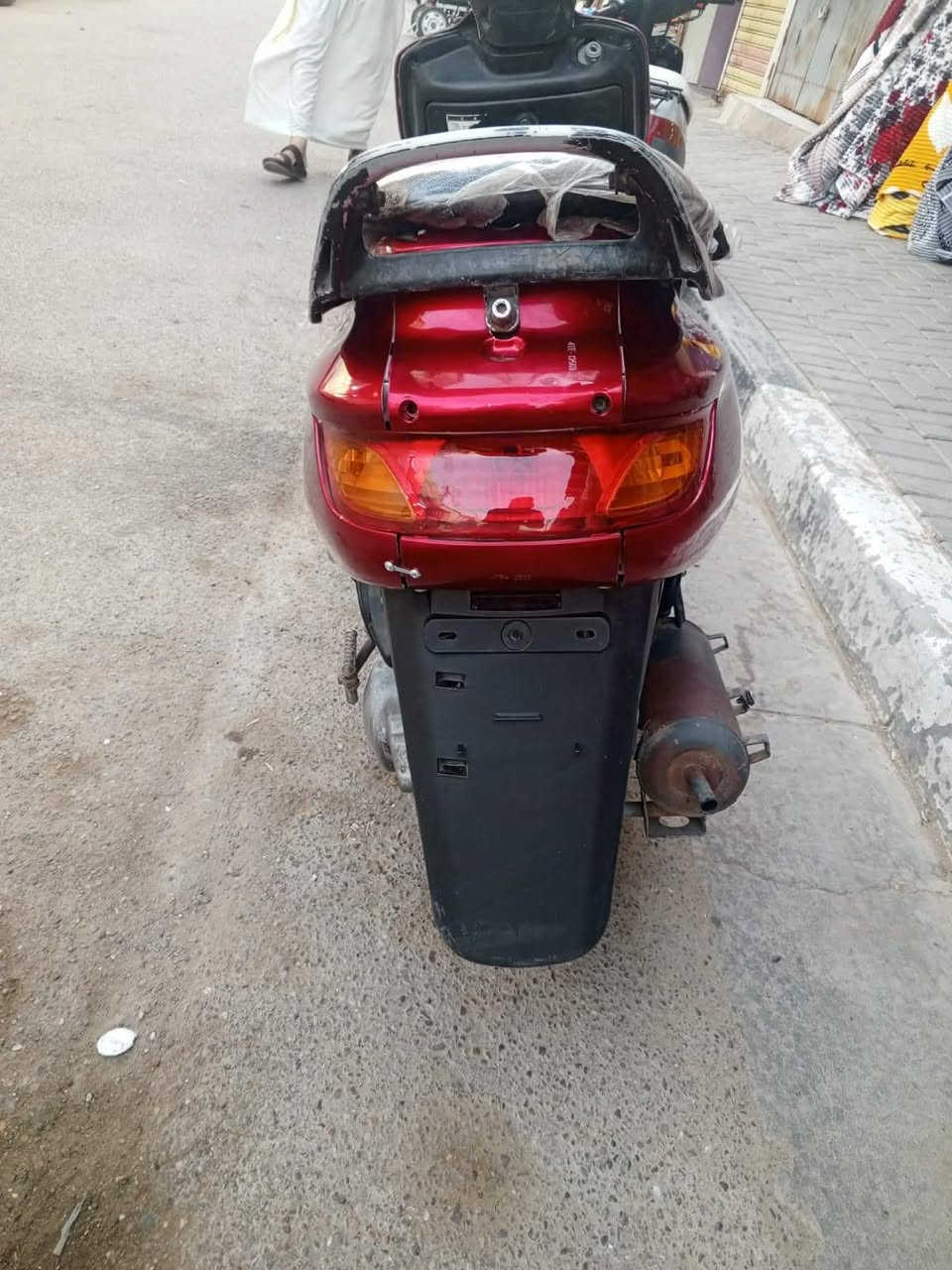 فراشه للبيع مكينة برغي ما مفتوح منها كفااله عامه للمكينه الدراجه نضيفه شرط فحص بس الكفر تجاري او كلشي شغال يرادله فقط نقص باتري ؟ تفحص يلا تشتري سعره 450 بيه مجال للطيبين ...عنواني البصره الاستفسار هذا رقمي ***********
