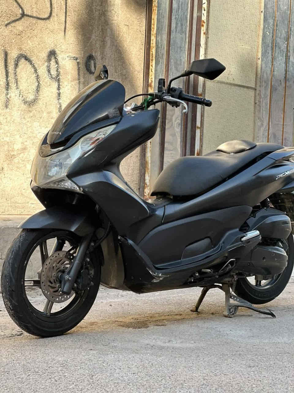 سلام عليكم pcx جيل الاول سعر مليون 300 مكان بغداد
لاستفسار ***********
