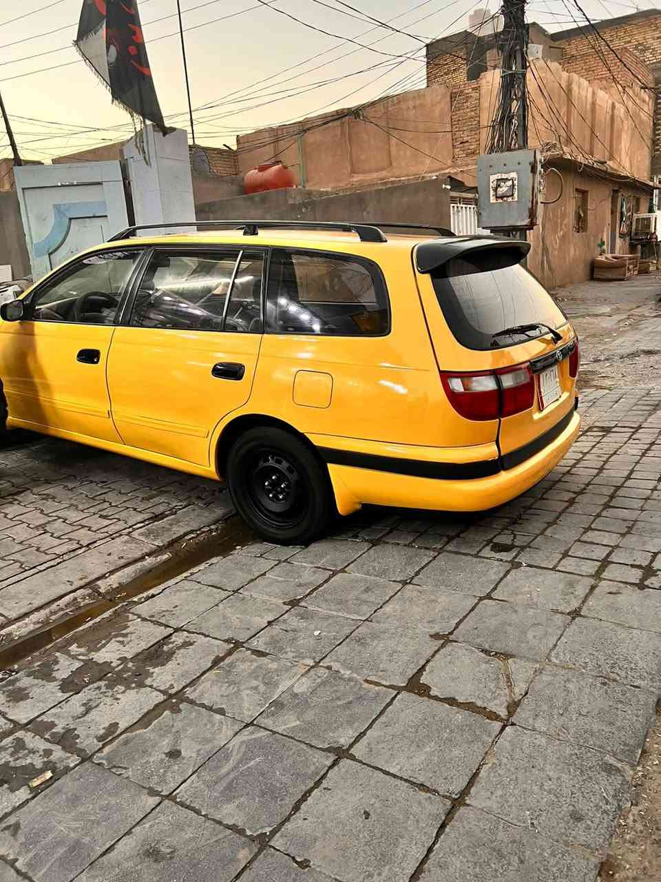 السلام عليكم 

 سياره كالدينا للبيع
مديل 2000 
سنويه بسمي مكانه نجف الاشرف 
سياره جاهزه ستوه معمره 
حداديه او مكينه وكير خير من الله 
تبريد نقص بس كمبريسر 
غرفه كله مدوشمه درجه اولى 
سنويه منتهيه السعر 55 تواصل ع رقم ***********
