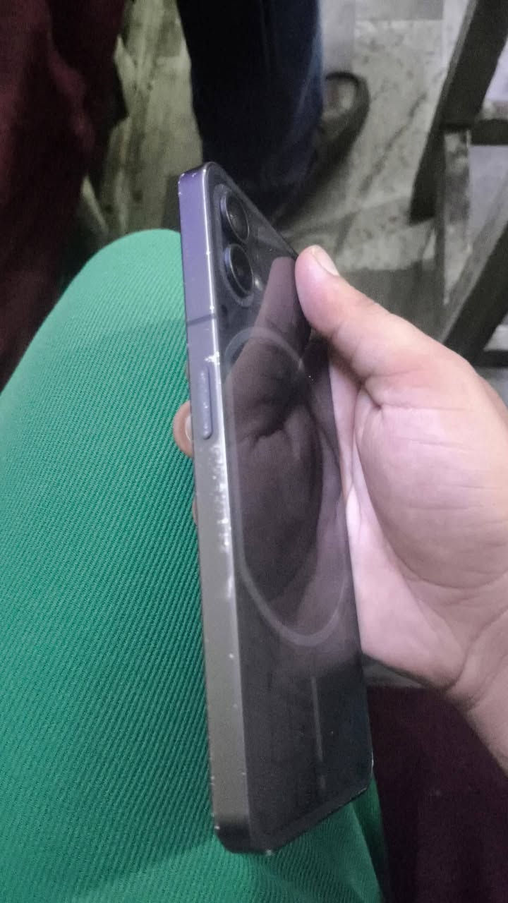 يهالسلام عليكم جهاز.Nothing phone. ذاكره 256جههاز معروف بمواصفاته ول العاب الكامره الخلفيه 50mplOS
 المعالج snapdragon 778G+ معالج من الجيل الحديث 

سعر الجهاز ب 300 وقابل للتفاوض 
المكان :بغداد الكاظمية 
رقم الهاتف : ***********

نص مكتوب في الصور:
- 7:25 لمحة عن الهاتف NOTHING OS 3.2 جهازك محدث اسم الجهاز Nothing Phone (1) المعالج Qualcomm Snapdragon 778G+ الكاميرا الخلفية: 50MP OIS + 50MP الأمامية: 16MP ذاكرة الوصول العشوائي 12GB + 2GB التخزين 256 غ.ب