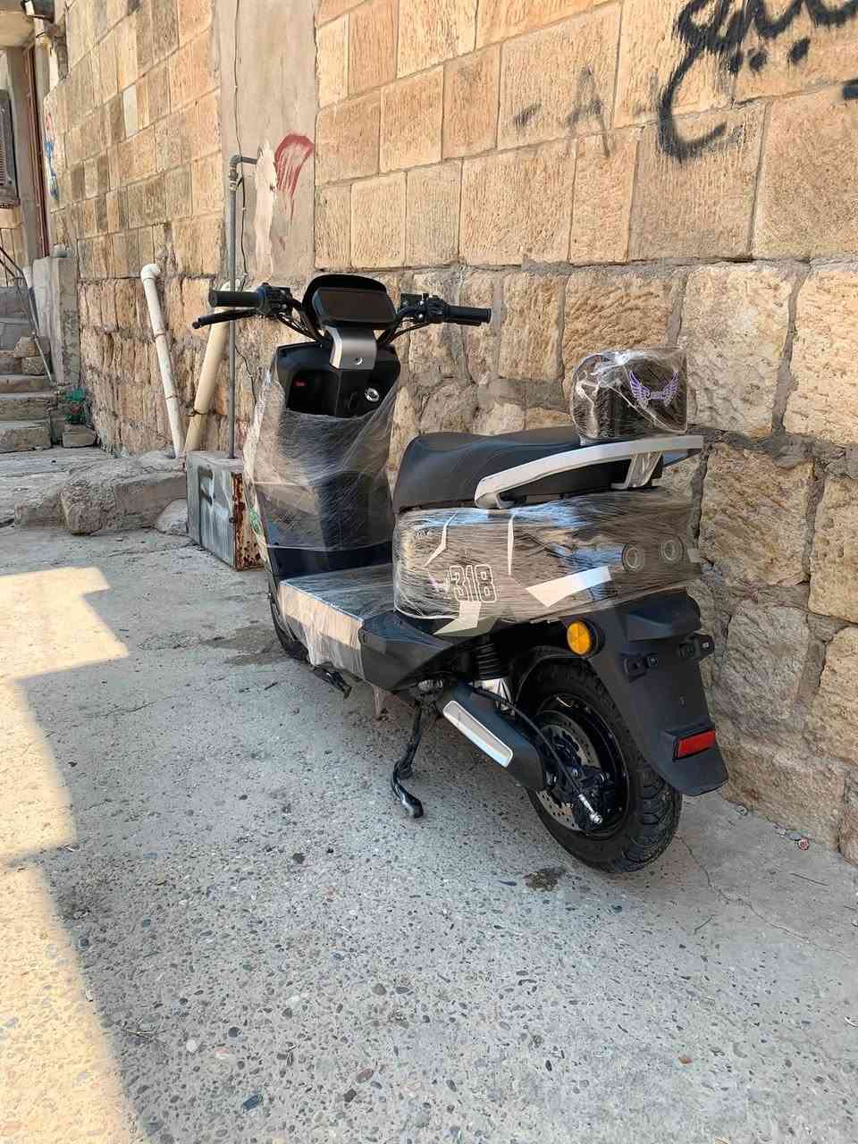 دراجه شحن للبيع 318 مديل 2026 الماطور مستخدم شي قلييل كلو شغال اشاير لايت هورن نشرات ما بي اي خلل بطاريات شرط ملف 2000 الدراجه نضافه كدام العين السعر 575 وبي مجال للطيبين الرقم ***********
