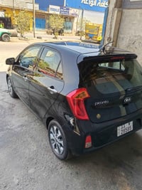 بيكانتو ٢٠١٦ خليجيه محرك ٤ سلندر ماشيه ٧١ الف فتحه وجلد فول تحكمات ستي...
