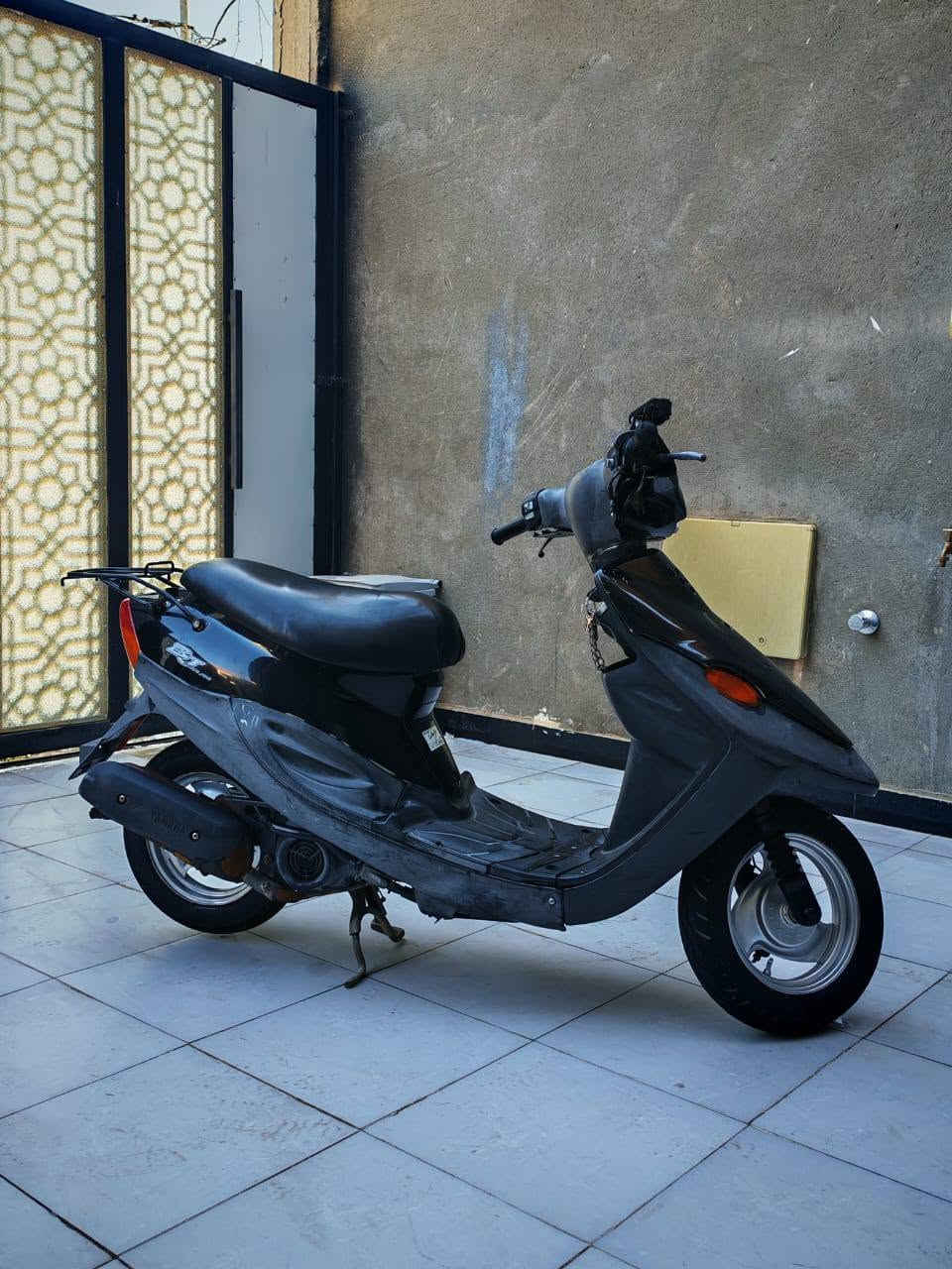 دراجة بيجي للبيع
الدارجة كلشي بيها بلاديييي 

-كفرات بلادي
-كابريتر بلادي 
-تايرات جدد
-صالنصة بلادي
-(مكاتبة الوكيل موجودة)

ملاحظة/الدراجة مفتوحة
 شلعة معدل فوول 
كلشي بيها شغال 
ماعدا السلف هم شغال لاكن بي نقص راجز

رايدها 350 وبيها مجال 
الرقم ***********
