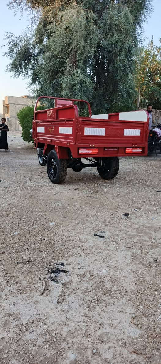 ستوته للبيع موديل 16 اوراق اصولي وصل المعرض موجود محرك 23 تعمير 26 اغراض كله اصلي كهرباتي كلها شغاله 
مكان كربلاء من الداخلي ***********
