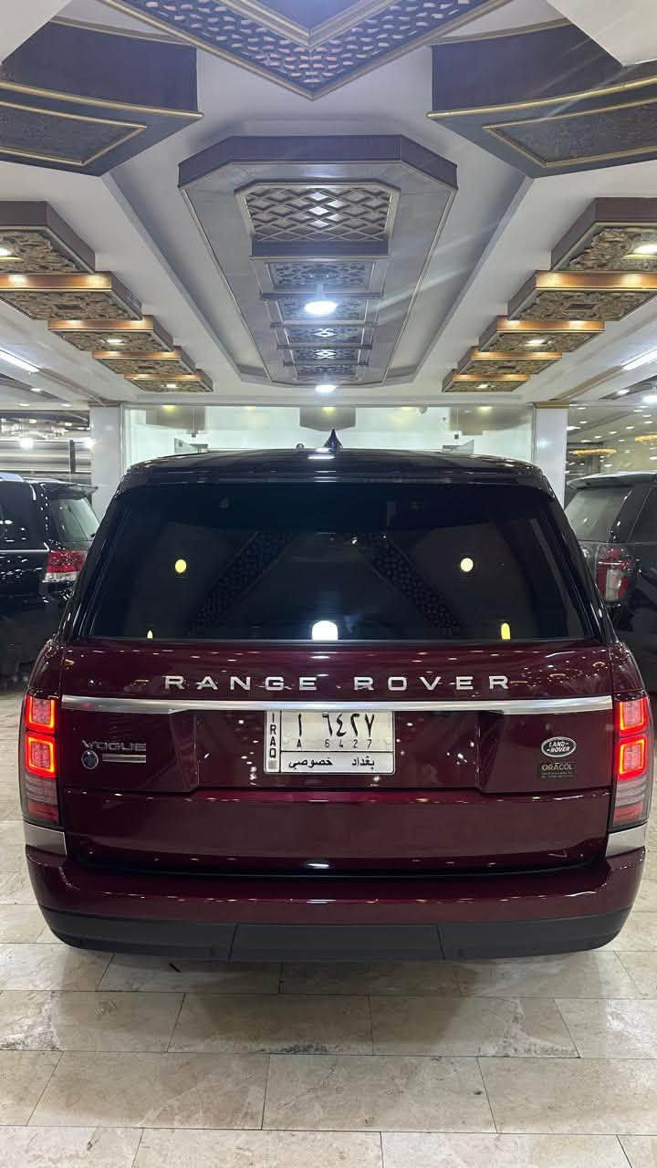 🔥 رانج روفر فوغ 2017… فرصة مميزة لعشاق الفخامة والأداء! 🔥

🚘 للبيع | Range Rover Vogue 2017

✨ سيارة استعمال شخصي، بحالة الوكالة، معتنى بها بشكل ممتاز وجاهزة للاستخدام.

🔹 موديل: 2017
🔹 رقم: بغداد الجديد
🔹 اللون: ماروني مميز
🔹 فل مواصفات
🔹 رقم مميز 4 مراتب
🔹 عداد المسافة: 84,000 كم فقط.
🔹 جميع الصيانات مُنجزة في الوكالة.
🔹 تخم إطارات جديد.

أبرز المواصفات:
✅ محرك سوبرتشارج 3.0 لتر
✅ نظام دفع رباعي (4WD)
✅ ناقل حركة أوتوماتيك 8 سرعات
✅ سقف بانوراما
✅ كاميرات 360 درجة
✅ حساسات أمامية وخلفية
✅ شاشة معلومات وترفيه مع نظام ملاحة
✅ شاشة عدادات رقمية
✅ مقاعد جلد كهربائية مع الذاكرة
✅ تبريد وتدفئة للمقاعد الأمامية
✅ تدفئة للمقاعد الخلفية والمقود
✅ تشغيل بالبصمة ودخول ذكي
✅ تشغيل عن بُعد
✅ نظام تعليق هوائي
✅ مثبت سرعة ذكي
✅ مراقبة النقطة العمياء
✅ التحذير من مغادرة المسار
✅ باب خلفي كهربائي
✅ إضاءة LED
✅ نظام صوت Meridian الفاخر

📍 الموقع: البصرة

📞 للاستفسار (للجادين فقط):
***********

💰 لمعرفة السعر، اكتب (تم) في التعليقات وسيتم الرد عليك تلقائياً.

⚠️ تنويه:
السيارة إعلان ممول وغير تابعة للصفحة، ولا نتحمل مسؤولية الاتفاق أو تحديد السعر بين البائع والمشتري.

🌹 الله يبارك للبائع والمشتري، ويرزق الجميع من واسع فضله.

#رانج_روفر #RangeRover #سيارات_للبيع #IQ_MOTORS
