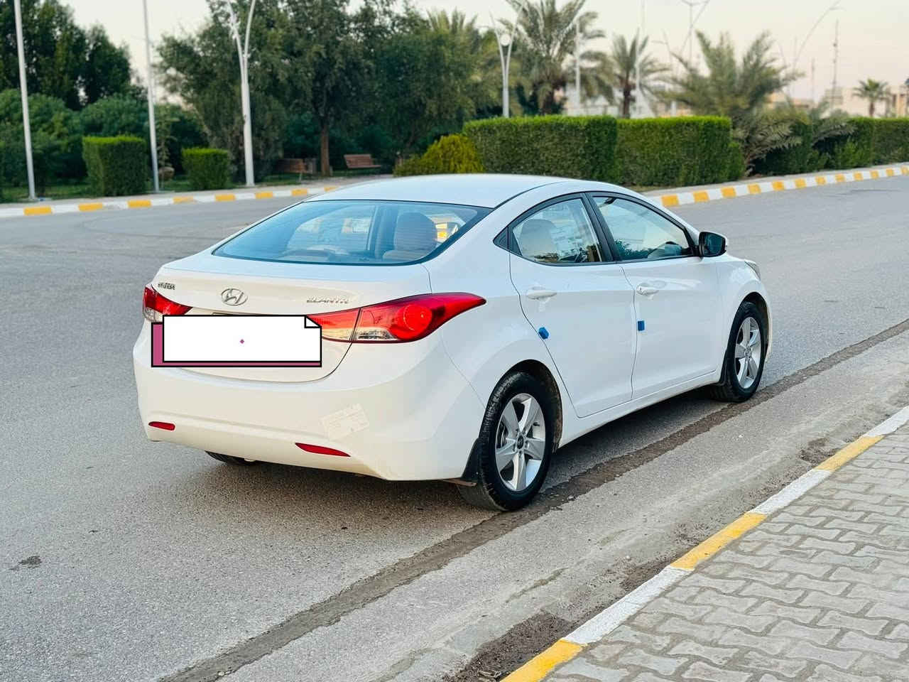 النترا ٢٠١٣ أبيض

محرك ١٨٠٠ خليجي دوش المرغوب 
رقم سليمانية جديد وهزه جديدة
تخم تاير جديد
تبريد ثلج
اشاير بالمري 
الامري شفط
خمسة ويل كب  بلادي 
 كير محرك بالشرط
سيارة كلين بوضع الشركة ما ناقصها برغي 
السعر 115
العنوان تكريت  
***********

نص مكتوب في الصور:
- إدخال النص