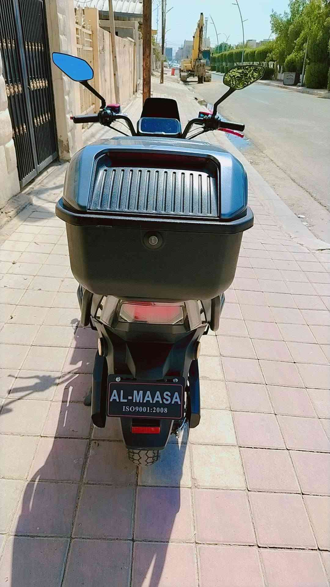 السلام عليكم
 عندي موطور شحن للبيع
شركة الماسا نوع الاباجي
موديل 2026 مستخدم شهر واحد فقط
موطور بعده جديد بل كارتون
الموطور 6بطاريات على الفحص وضمان
موطور كلة عل فحص وضمان
الموطور بعدة جديد اخو الزيرووو
الموطور استلام جمعية
كامل ملحقات جادر و الخوذة
الموطور كلة علة وضع الشركة بلادي
الموطور فول مواصفات اربع سرع سرعة 99 مثبت سرعة ملف 3500واط نظام Rرجوع إلى الخلف
 لايت زنون عالي وناصي
اشاير يمنه ويسره ودبل اشاره
مخرج شحن USP سماعة MP3
السعر 725 بي مجال قليل
المكان داخل الرمادي
للاستفسار ***********
