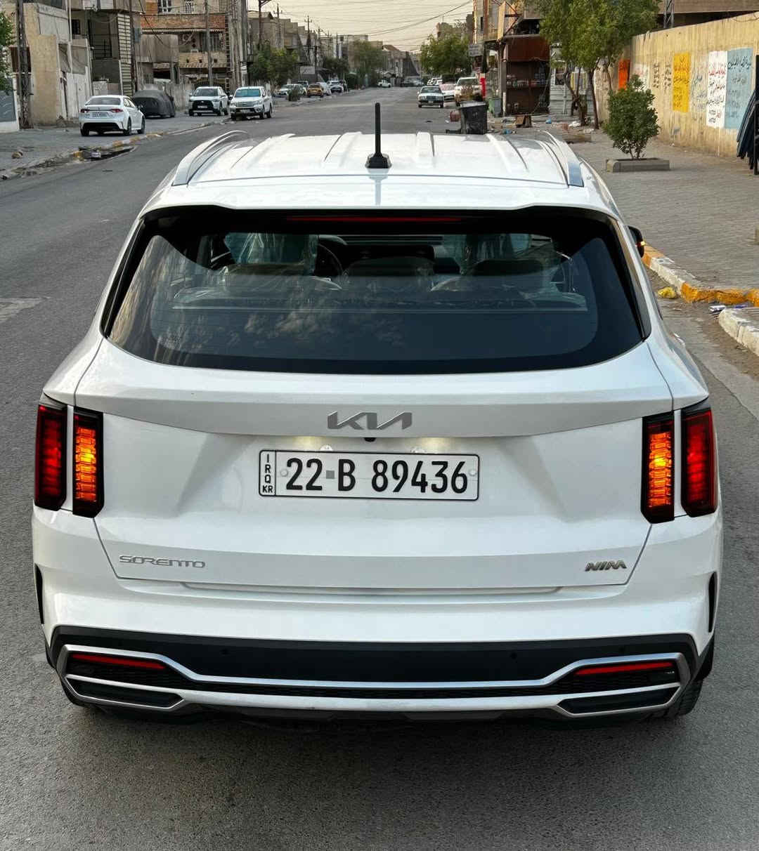 سورنتو 2023 خليجي
السياره مكفوله من الصبغ والتبديل والبارد 

رقم اربيل باسمي هزه ورقم جديد 

🔰 مواصفات 

بصمة تشغيل 
بصمة ابواب 
شاشه كبيره 
اشاير مري 
حساسات اماميه
حساسات خلفيه 
كامره خلفيه 
نضام نزول منحدرات
مانع انزلاق 
محرك 2500 دوش 
وبعد بيه هواي مواصفات

السياره جديده بمعنى الكلمة 
كامله ما بيه اي نقص 
السياره خير من الله ترايه زيرو

ماشيه 36 الف حقيقي 🔔

مكاني بغداد الدوره

السعر 230 وبيه مجال

رقمي ***********
