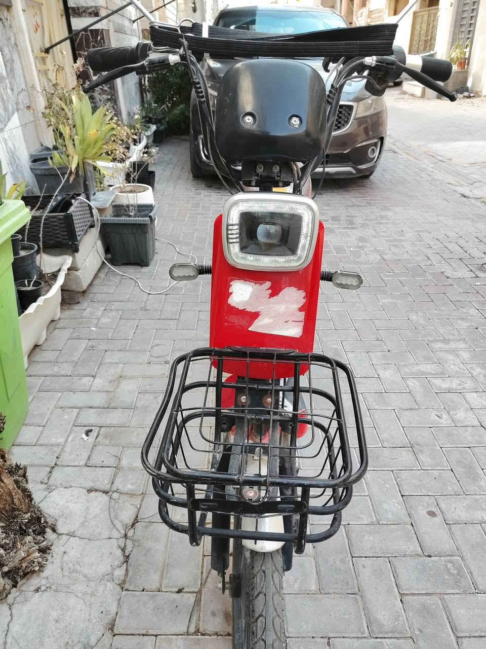 دراجة شحن للبيع 🔴MHM🔴
المواصفات:
شاشة تعرض لك عداد السرعه والشحن
دبل اشارة مع  لايت امامي وخلفي
مقاعد 2
5 بطاريات
مفتاح + بصمة عن بعد
مع شاحن اصلي
__________________________
للاستفسار اكثر الاتصال على هذا الرقم:
***********—***********
