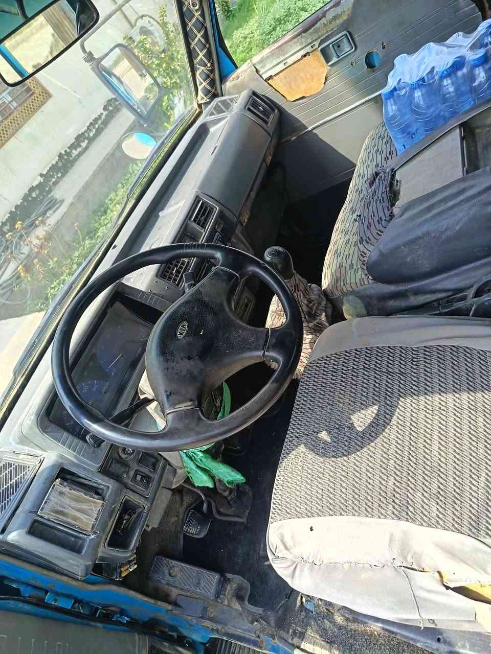 السلام عليكم كيا حمل للبيع موديل ١٩٩٥ رقم واسط مكفوله من قماره  وشاصي ومحرك وكير واكسن جاهزه سنويه لسنة ٢٠٢٨ شرط التحويل
رقم الموبايل ***********
