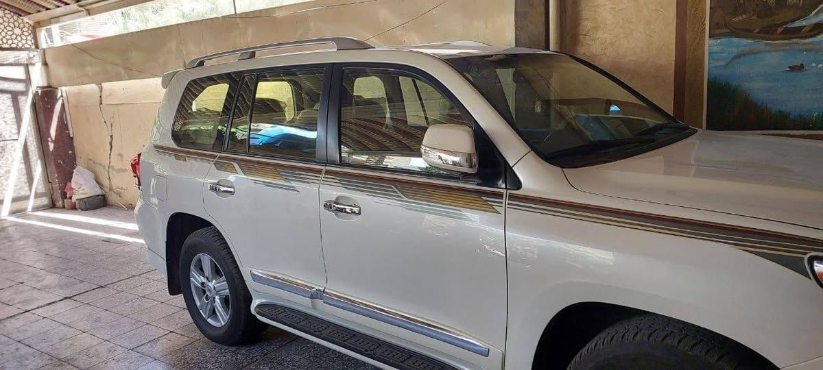 لاندكروزر • ٢٠١٤ • V8 4600