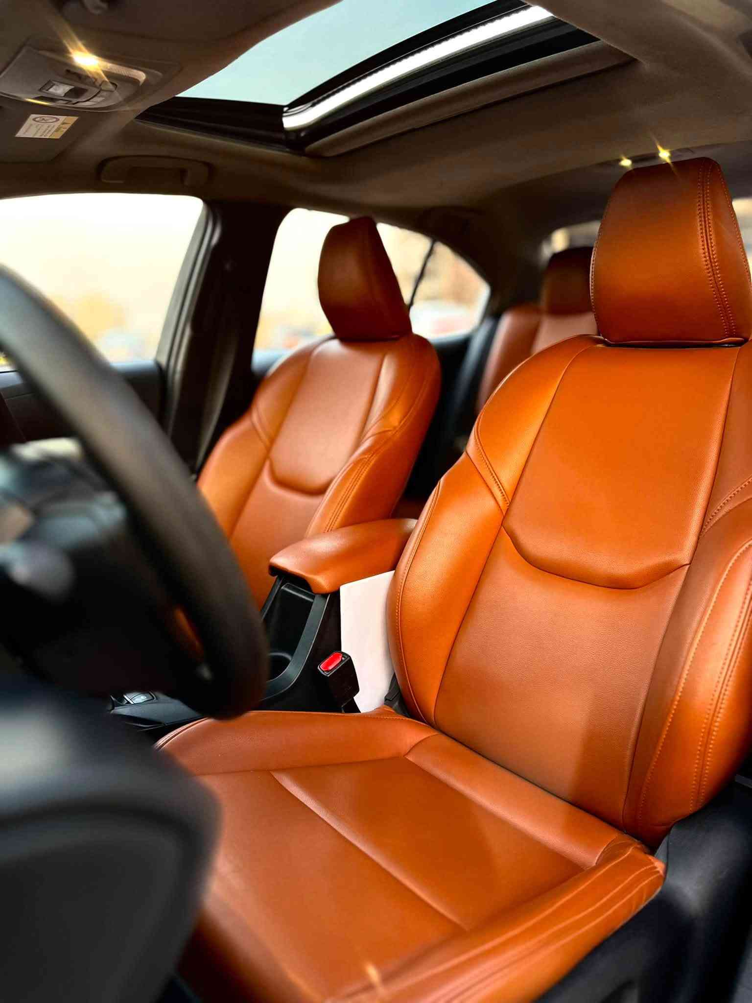 سلام عليكم🙋
TOYOTA COROLLA : { 2025 } 🔥 

فول الفول اعلى المواصفات تجي بل كورلا:{S}
مكفوله كفاله عامه ما عده بارد بسيط 
ماشيه 29 الف فقط كلش جديده السياره 
راح اذكر مواصفات السياره للي ميعرفها :

⬛️ السياره بلاك ادشن بلاد من الشركه 
⬛️ فتحه سقف طكتين 
⬛️ كامرات محيطيه { 360 } درجه 
⬛️ بصمه تشغيل + بصمات أبواب دخول ذكي
⬛️ هاند بريك بصمه + اوتو هولد 
⬛️ رادار امامي توقف ذاتي 
⬛️ كيجات دجتل + شاشه وسيطه جبيره 
⬛️ تحكم ستيرن جهتين + أوامر صوتيه 
⬛️ أشاير بل مري + مري كهرباء ⚡️ 
⬛️ تبريد قطعتين منفصل 
⬛️ داخل السياره قرميدي مميز بلاد 
⬛️ 4 جامات { AUT }
⬛️ ويل كب بلاك 
⬛️ بجم فول LED 

عنوان 📍 السياره بغداد حي جهاد 
السعر  158$ وبيها مجال 
هـ *********** 📞
