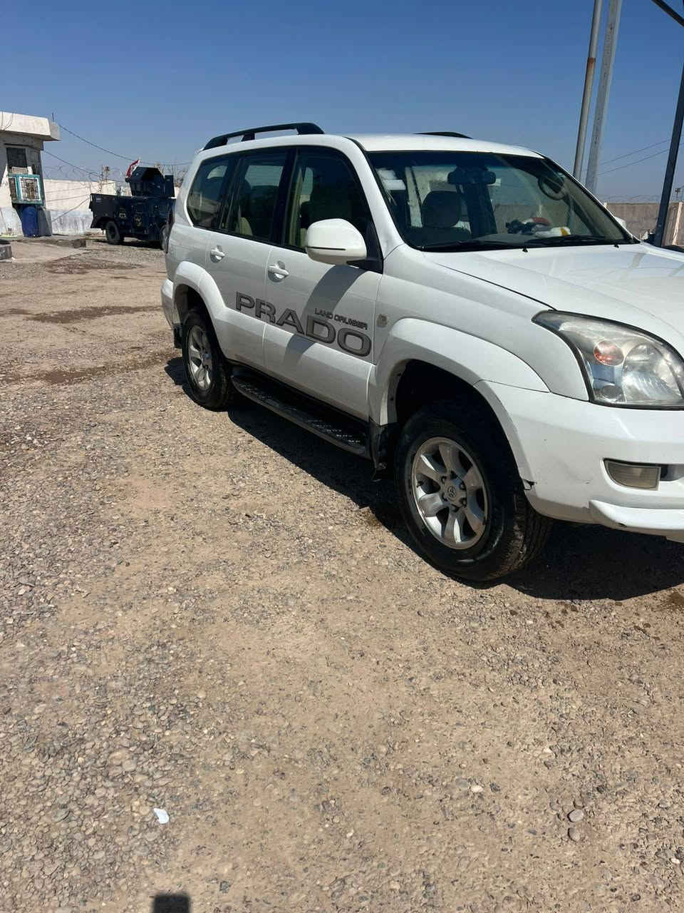 سياره برادو 2009 شرط گير محرك السعر 170$ وبيها مجال التواصل ع رقم التالي ***********عنوان صلاح الدين ناحيه دجله شرط التحول سنويه 2030
