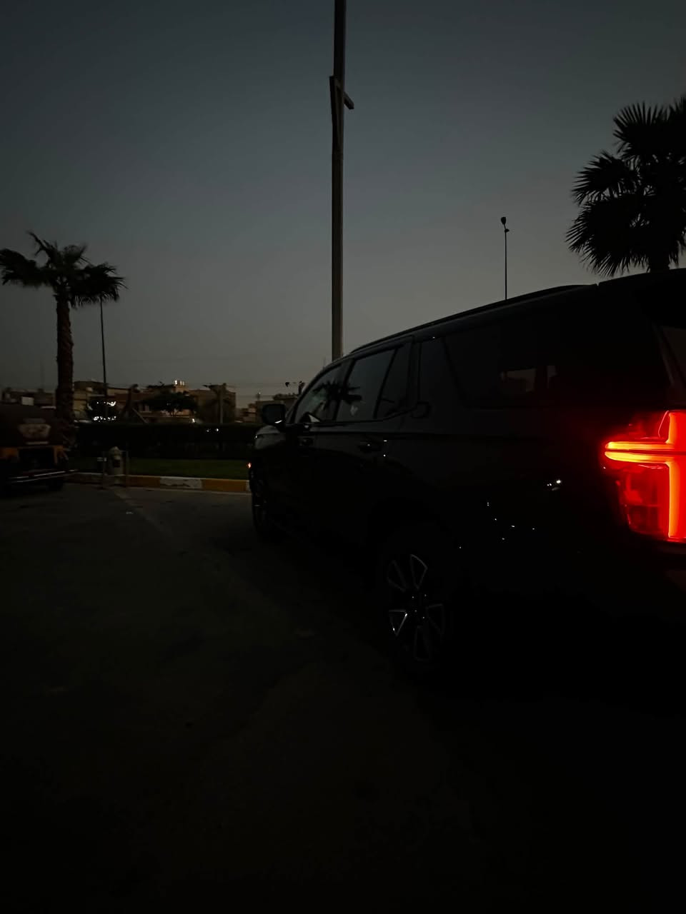 � للبيع تاهو 2023 Z71 🔥
🔥 الموديل: 2023
🔥 الفئة: Z71
🔥 الممشى: 84 ألف كم

🔥 المواصفات:
🔥 كشنات جلد
🔥 كشنات كهرباء + تدفئة
🔥 جنطة خلفية كهربائية
🔥 كاميرا خلفية
🔥 شاشة أصلية
🔥 دفع رباعي 4×4
🔥 كير أوتوماتيك 10 سرعات
🔥 محرك V8

🔥 الحادث: دعامية أمامية فقط
🔥مكان سيارة 🟣بغداد غزاليه 🟣

🔥 رقم بغداد باسمي
🔥 التحويل ثاني يوم

🔥 الفحص بأي مكان
🔥 السعر: الشراي يتصل ويدلل 
***********
