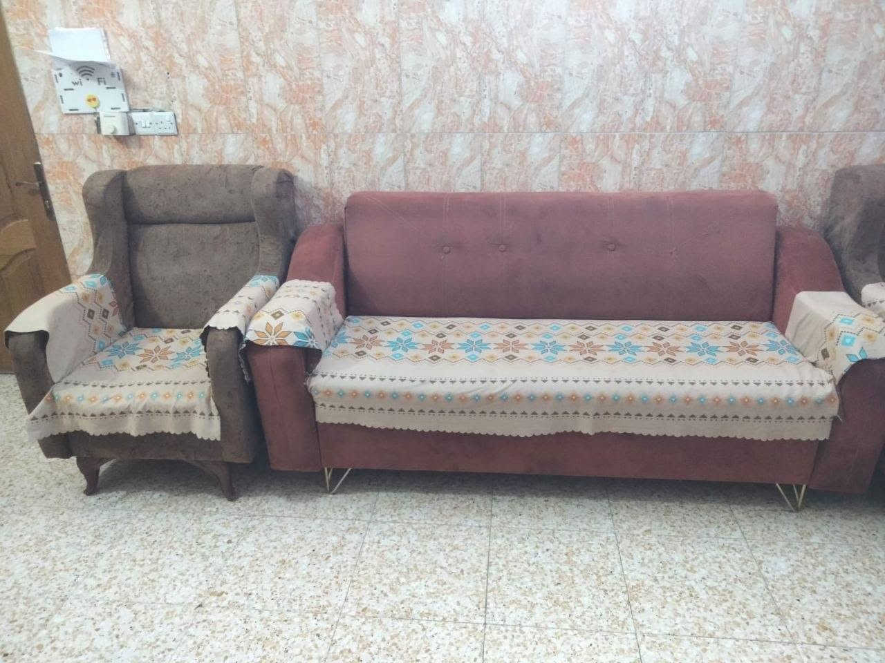 سلام عليكم تخم للبيع عشر مقاعد السعر 150 وبي مجال للاستفسار الرقم ***********
