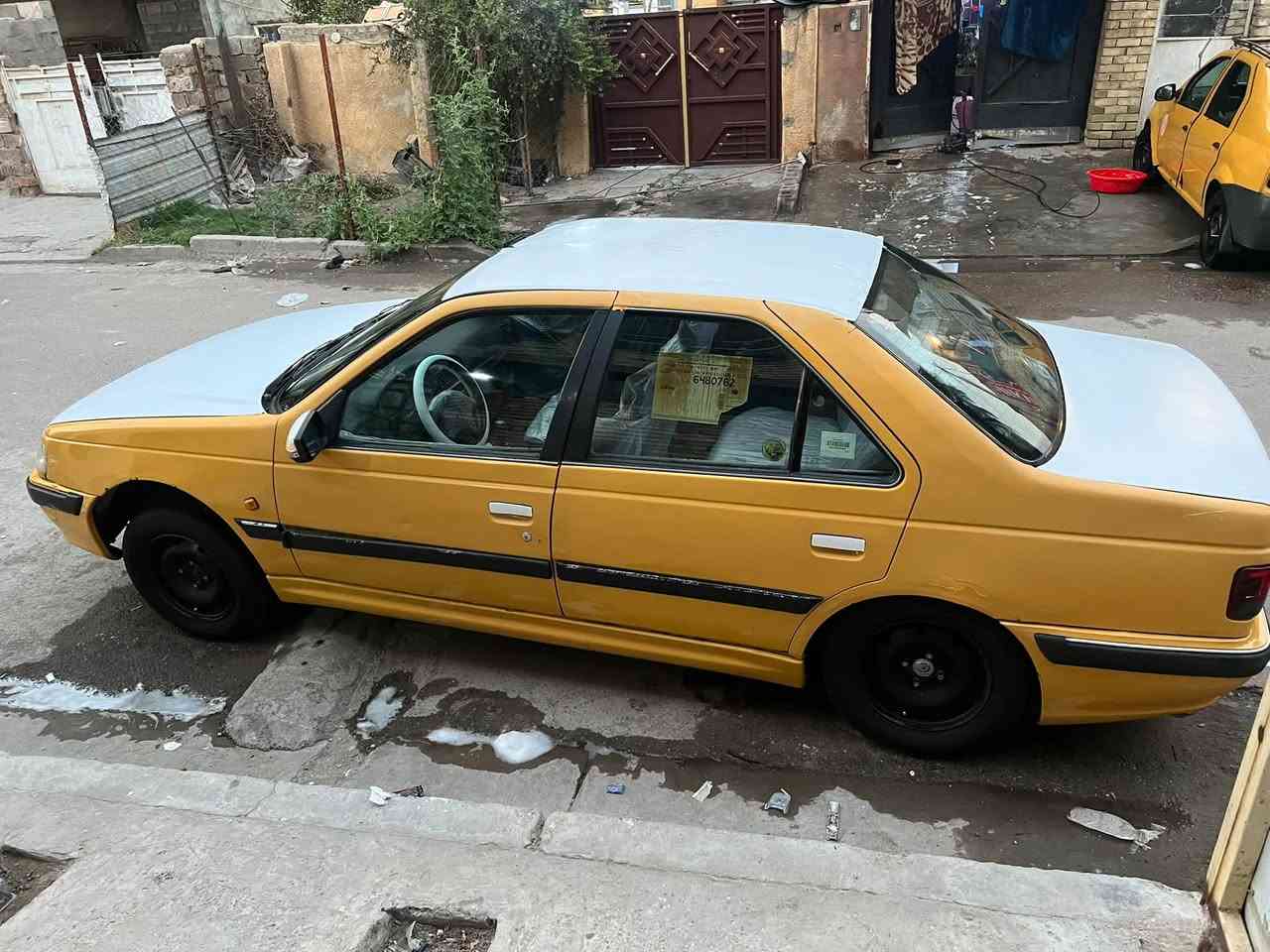 سلام عليكم
بيجو بارص مديل ١٥للبيع او مراوس 
مكينه وكير فرنسي 
وبيها منضومه مال غاز تبريد شغال ماناقصها كلشي سياره جاهزه من كلشي كهربائيات كامله بيها بارد جاملغ وبنيد مبدل وهلالات مصلحه استفسار  رقم ***********
