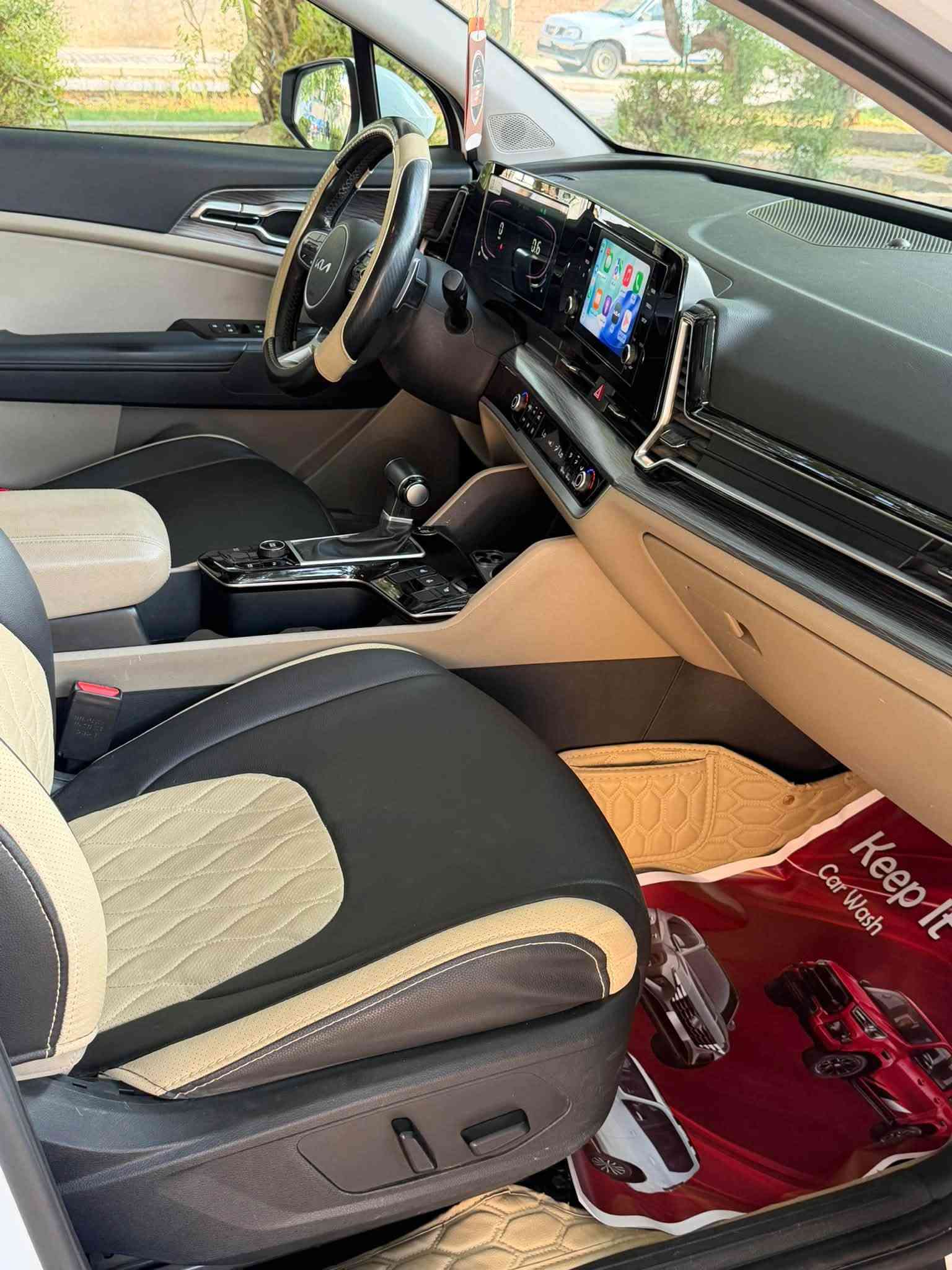 ‼️ كل ما هو جديد وحصري نقدمه لك بأدق التفاصيل ‼️

🚘 كيا سبورتج 2025 | وارد خليجي 🔥
🇮🇶 رقم بغداد الجديد – إنكليزي�
🛡️ ضمان الدولية�📍 ماشية: 44,000 كم�⚙️ محرك 2.0 لتر | كير أوتو 6 نمر
✨ مواصفات:�• حساسات أمامية + خلفية�• لايت زينون + LED�• كشافات�• بك لايت LED�• ويل كب 19�• أريل نافيكيشن�• تشغيل عن بُعد�• فتح صندوق كهرباء ذكي�• دشبول شاشة + شاشة ديجتال�• Apple CarPlay + Android Auto�• كاميرا دوّارة�• رادار جانبي + خلفي�• تدفئة المقود + الكشنات الأمامية�• مثبت سرعة Cruise Control�• أوامر صوتية�• Drive Mode – أوضاع قيادة متعددة�• فحص أنظمة السيارة�• حساسات ضغط الإطارات�• شفتات مقود�• تبريد شاشة�• هاند بريك بصمة�• Auto Hold�• نظام مانع الانزلاق�• نظام نزول المنحدرات�• إشارات بالمرايا الجانبية�• منافذ طاقة
‎📝 ملاحظة:�كفالة عامة ✅�فقط بارد بالباب، وكلش قليل ومُوضح بالتفاصيل.
‎📞 للاستفسار والتواصل:�***********
