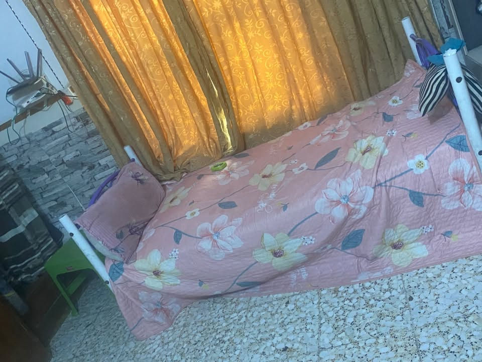 بوفيه مالت ملابس ونظد حيل نظيفه ومابيها اي ضرر للبيع ب150 وجربايه نفر ب50 المكان بابل الحمزه الغربي ***********
