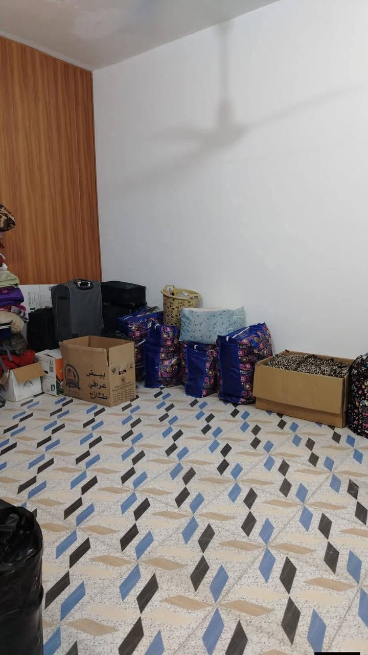 🏡دار للبيع اقصاد اقصاد🏡مقدمه 25 وشهر 500
بيت المساحة: 100 متر 
✅ #طابو_زراعي_سند_25_أقرار_محكمه
الموقع: النجف  مقابيل قريه الغدير بشارع عمود 282 المطحنه#ألخط_ألثاني

مواصفات البناء:
غرفه نوم وصاله ومطبخ واستقبال حمامات داخليه وخارجيه وكراج 
بناء مرتب (أساس + سقف كونكريت + طابوك)
أرضية بورسلين أبو الـ 60

الخدمات:متكامله
ماء كهرباء مدارس سوق تبليط مولد

للاستفسار والاتصال عل الرقم التالي أو مراسله واتساب:
***********
