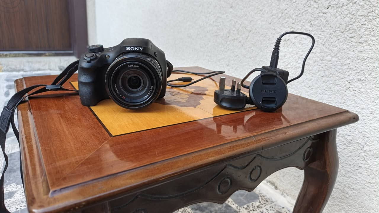 سوني HX300 • جديدة • بالباكيت