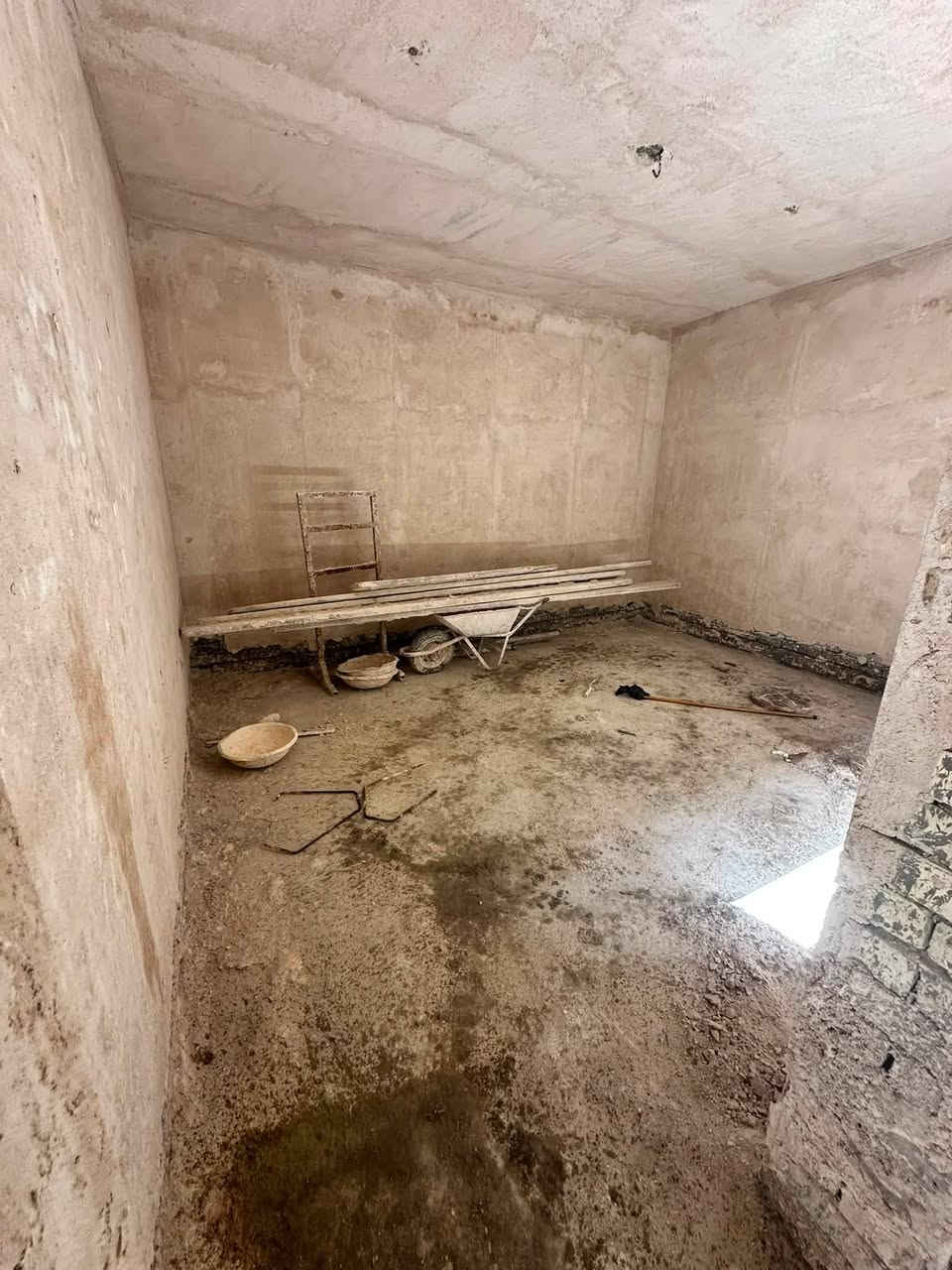 كادر لبخ متكامل اسمنت جص بورك ونثر
بنيان ترميم تفلش تصعد مواد وبل خدمة ***********
