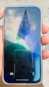 ايفون 13 عادي ب٣٠٠ وبي مجال كلشي شغال مستبدل شاشه نوعيه زينه بطاريه ٧٤...