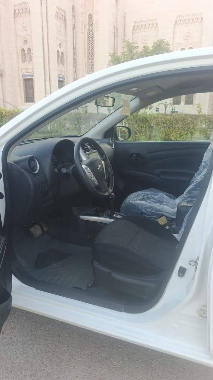 مكلف بالنشر
سني للبيع موديل ٢٣
ماشيه ٦٦
بيها بارد فقط باب خلف سايق كد شبر
السعر ١١٢ وبيها مجال قليل مكانها الرمادي
للاستفسار اكثر ***********
